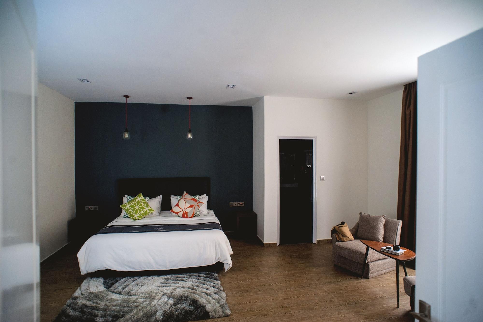 White Boutique Hotel And Residences Sihanoukville Exterior photo